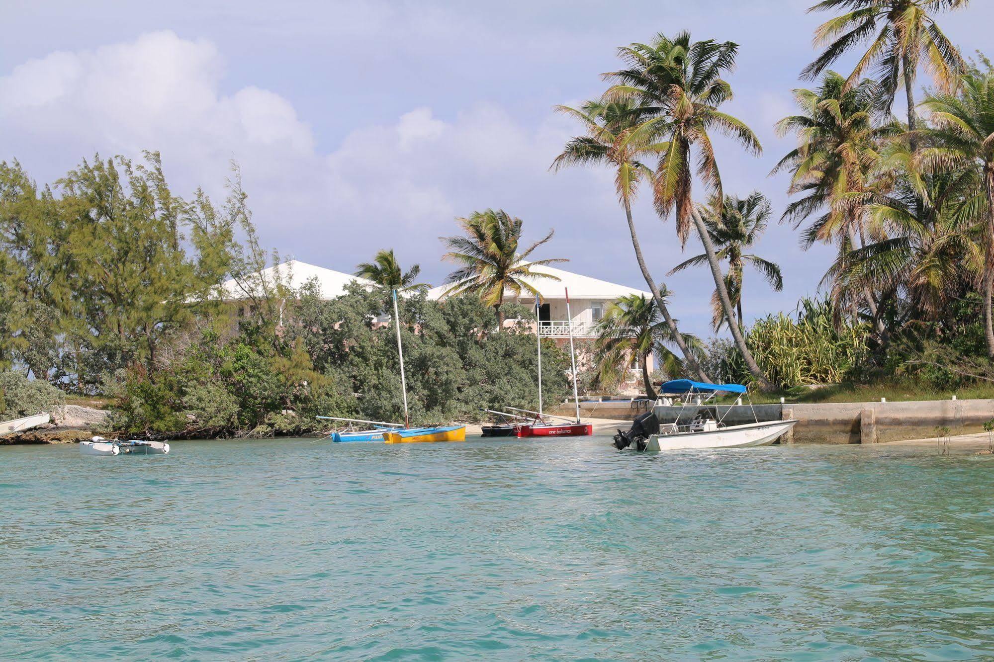 Regatta Point Hotel George Town Eksteriør billede